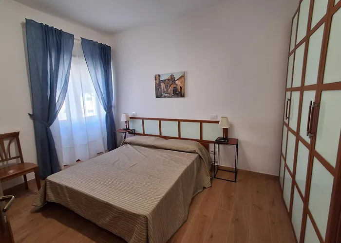Viola 4* Rom
